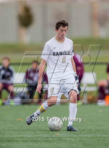 Thumbnail 3 in St. Joseph's Collegiate Institute vs Canisius (Monsignor Martin AA Final) photogallery.