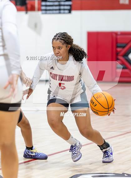 Thumbnail 3 in Academy of Richmond County @ Harlem photogallery.