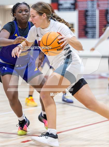 Thumbnail 3 in Academy of Richmond County @ Harlem photogallery.