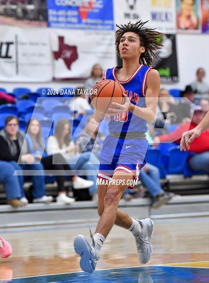 Thumbnail 1 in Gorman @ Huckabay photogallery.