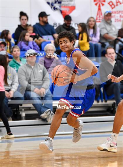 Thumbnail 3 in Gorman @ Huckabay photogallery.