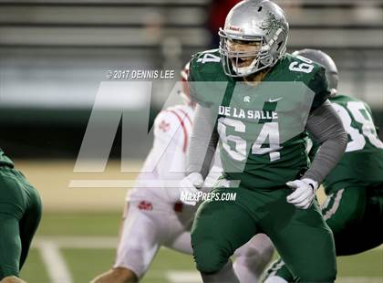 Thumbnail 2 in Mater Dei vs. De La Salle (CIF State Open Division Final) photogallery.