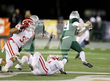 Thumbnail 2 in Mater Dei vs. De La Salle (CIF State Open Division Final) photogallery.