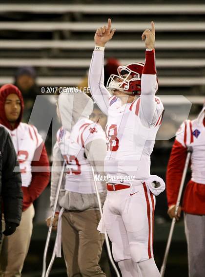Thumbnail 1 in Mater Dei vs. De La Salle (CIF State Open Division Final) photogallery.