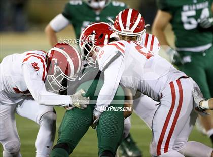 Thumbnail 3 in Mater Dei vs. De La Salle (CIF State Open Division Final) photogallery.