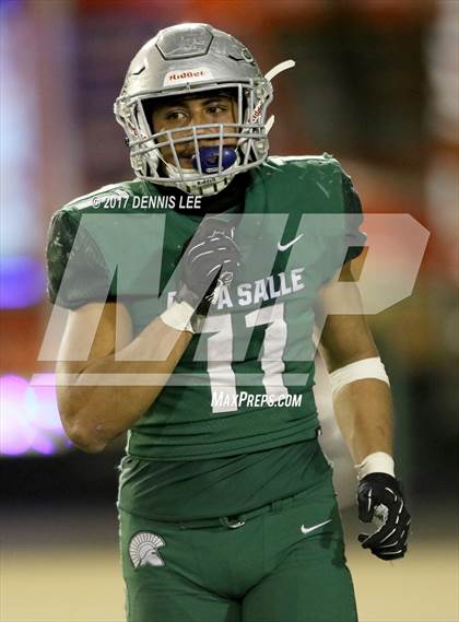 Thumbnail 3 in Mater Dei vs. De La Salle (CIF State Open Division Final) photogallery.