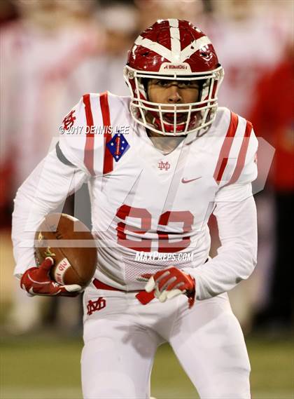 Thumbnail 2 in Mater Dei vs. De La Salle (CIF State Open Division Final) photogallery.