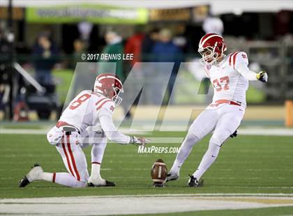 Thumbnail 1 in Mater Dei vs. De La Salle (CIF State Open Division Final) photogallery.
