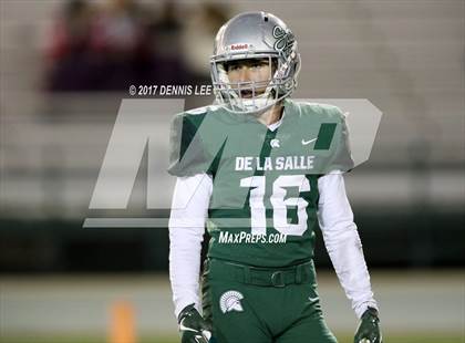 Thumbnail 1 in Mater Dei vs. De La Salle (CIF State Open Division Final) photogallery.