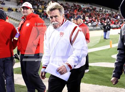 Thumbnail 1 in Mater Dei vs. De La Salle (CIF State Open Division Final) photogallery.