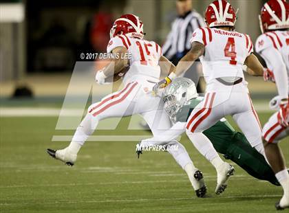Thumbnail 2 in Mater Dei vs. De La Salle (CIF State Open Division Final) photogallery.