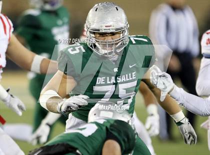 Thumbnail 2 in Mater Dei vs. De La Salle (CIF State Open Division Final) photogallery.