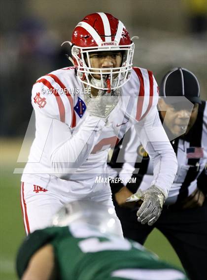 Thumbnail 3 in Mater Dei vs. De La Salle (CIF State Open Division Final) photogallery.