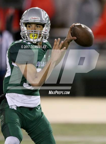 Thumbnail 3 in Mater Dei vs. De La Salle (CIF State Open Division Final) photogallery.