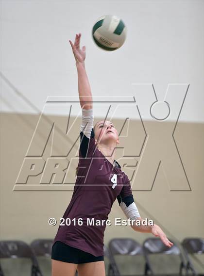Thumbnail 2 in Bayshore Christian vs St. Petersburg Catholic (Annual Keswick Invitational Tournament) photogallery.