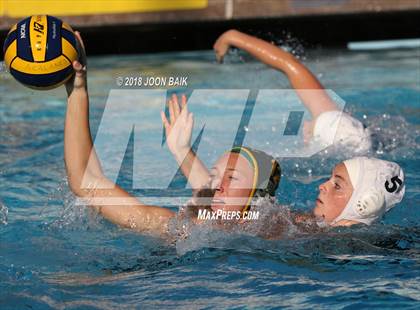 Thumbnail 2 in San Ramon Valley vs Drake (Acalanes Invitational) photogallery.