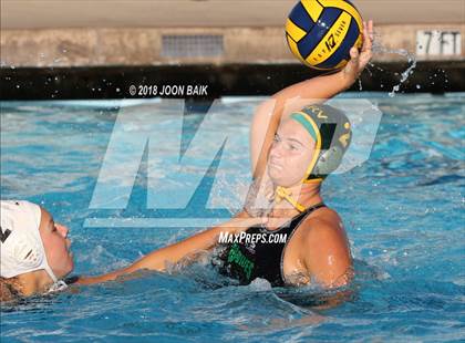 Thumbnail 3 in San Ramon Valley vs Drake (Acalanes Invitational) photogallery.