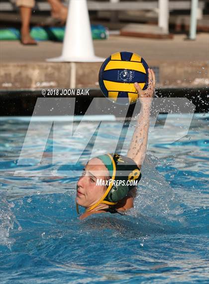 Thumbnail 3 in San Ramon Valley vs Drake (Acalanes Invitational) photogallery.