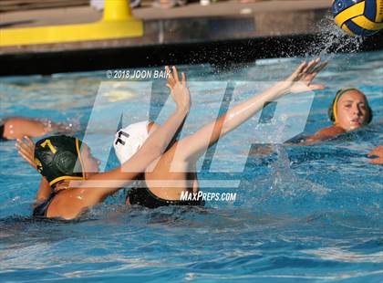 Thumbnail 2 in San Ramon Valley vs Drake (Acalanes Invitational) photogallery.