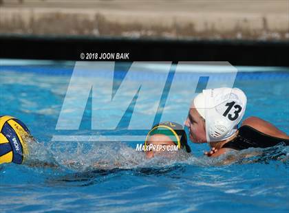Thumbnail 3 in San Ramon Valley vs Drake (Acalanes Invitational) photogallery.