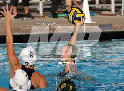 Thumbnail 2 in San Ramon Valley vs Drake (Acalanes Invitational) photogallery.