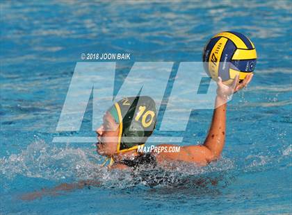 Thumbnail 2 in San Ramon Valley vs Drake (Acalanes Invitational) photogallery.