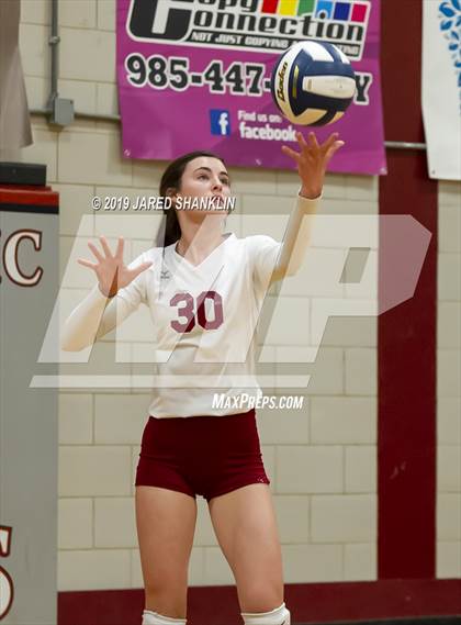 Thumbnail 3 in Central Catholic @ E. D. White photogallery.