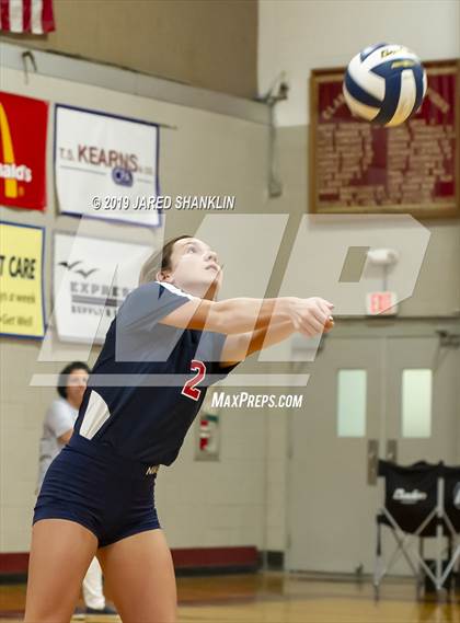 Thumbnail 2 in Central Catholic @ E. D. White photogallery.