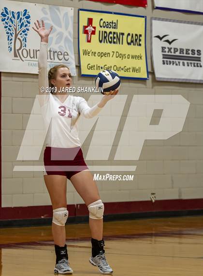 Thumbnail 3 in Central Catholic @ E. D. White photogallery.