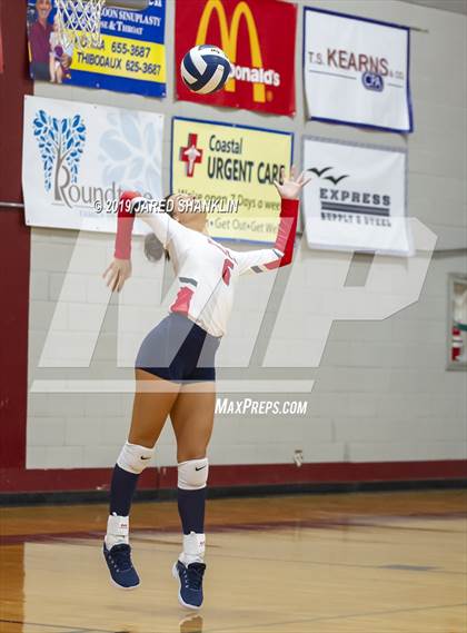 Thumbnail 3 in Central Catholic @ E. D. White photogallery.