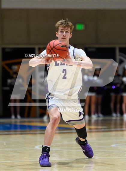 Thumbnail 3 in Farmington vs. Lehi (UHSAA 5A Final) photogallery.