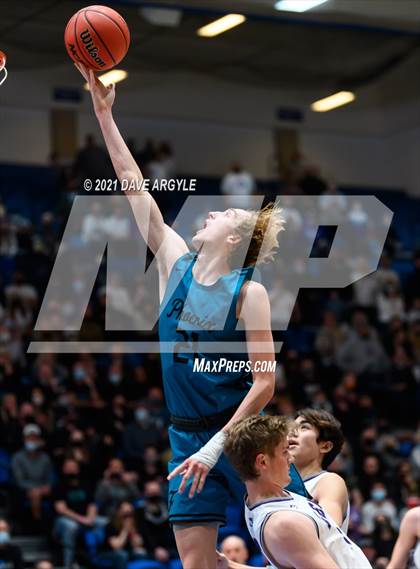 Thumbnail 3 in Farmington vs. Lehi (UHSAA 5A Final) photogallery.