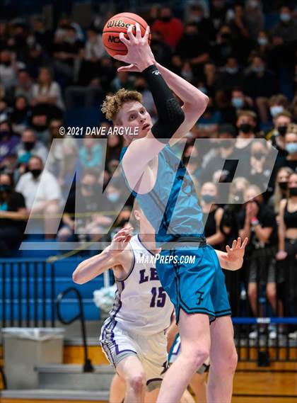 Thumbnail 3 in Farmington vs. Lehi (UHSAA 5A Final) photogallery.