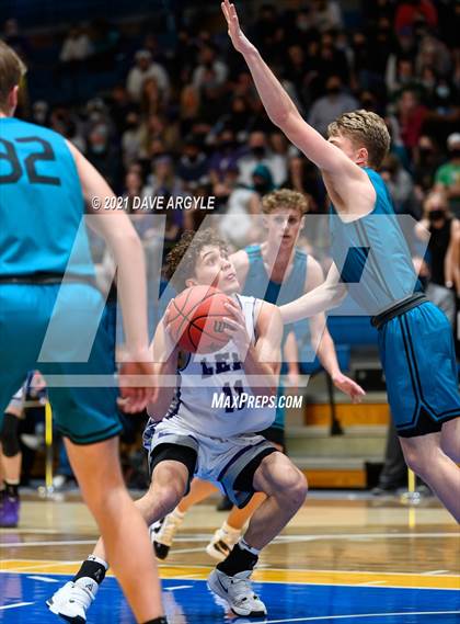 Thumbnail 1 in Farmington vs. Lehi (UHSAA 5A Final) photogallery.