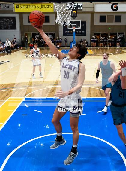 Thumbnail 3 in Farmington vs. Lehi (UHSAA 5A Final) photogallery.