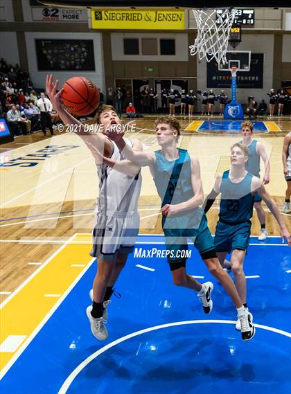 Thumbnail 1 in Farmington vs. Lehi (UHSAA 5A Final) photogallery.