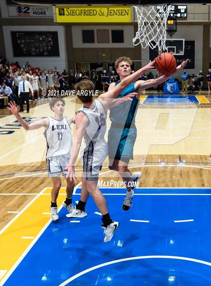 Thumbnail 3 in Farmington vs. Lehi (UHSAA 5A Final) photogallery.