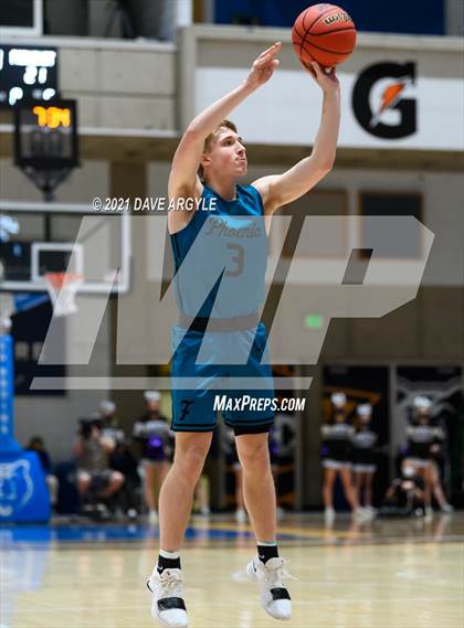 Thumbnail 2 in Farmington vs. Lehi (UHSAA 5A Final) photogallery.