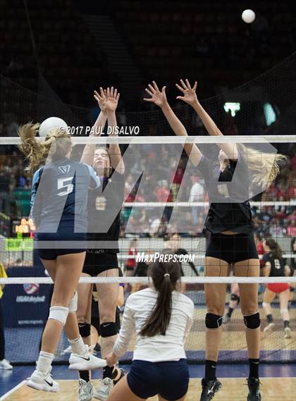 Thumbnail 1 in Valor Christian vs. Holy Family (CHSAA 4A Semifinal) photogallery.