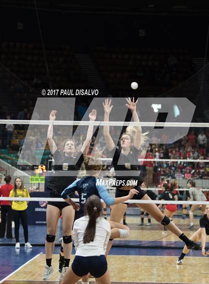 Thumbnail 2 in Valor Christian vs. Holy Family (CHSAA 4A Semifinal) photogallery.