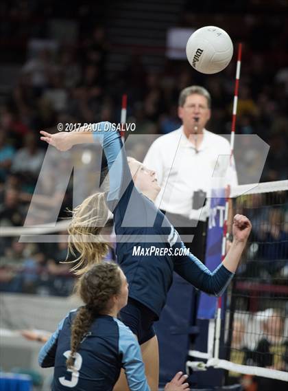 Thumbnail 1 in Valor Christian vs. Holy Family (CHSAA 4A Semifinal) photogallery.