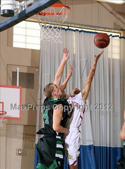 Thumbnail 3 in Colton vs. Thousand Oaks (MaxPreps Holiday Classic) photogallery.
