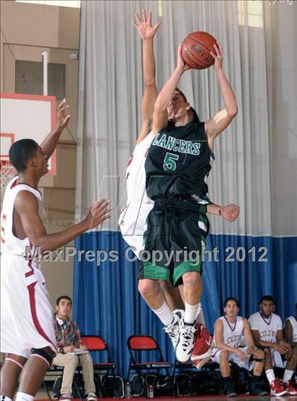 Thumbnail 3 in Colton vs. Thousand Oaks (MaxPreps Holiday Classic) photogallery.