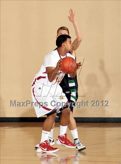 Thumbnail 3 in Colton vs. Thousand Oaks (MaxPreps Holiday Classic) photogallery.