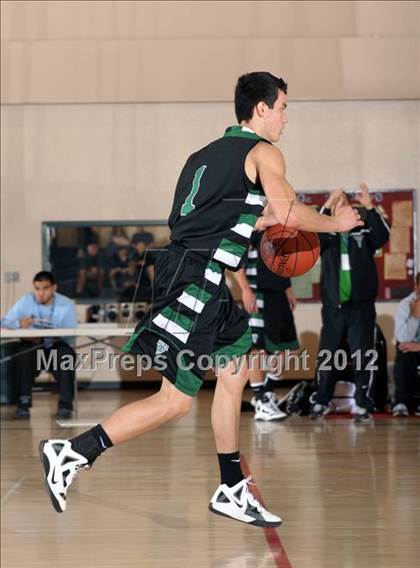 Thumbnail 2 in Colton vs. Thousand Oaks (MaxPreps Holiday Classic) photogallery.