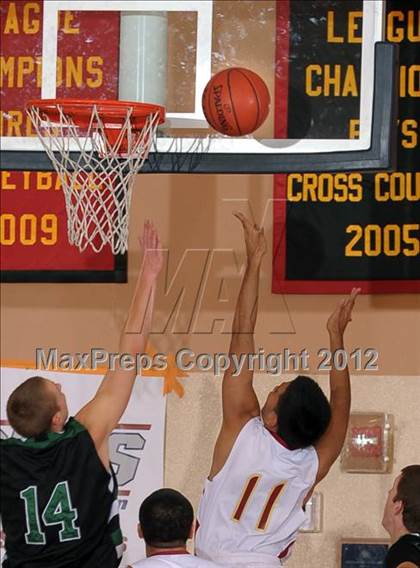Thumbnail 1 in Colton vs. Thousand Oaks (MaxPreps Holiday Classic) photogallery.