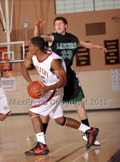 Thumbnail 3 in Colton vs. Thousand Oaks (MaxPreps Holiday Classic) photogallery.