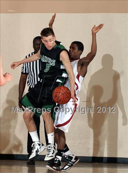 Thumbnail 2 in Colton vs. Thousand Oaks (MaxPreps Holiday Classic) photogallery.