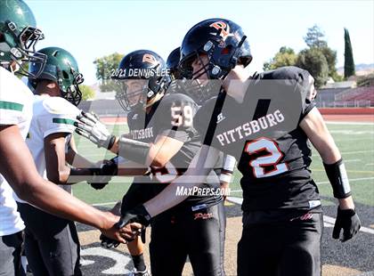 Thumbnail 1 in Pittsburg vs. Monterey Trail photogallery.