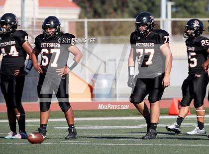 Thumbnail 1 in Pittsburg vs. Monterey Trail photogallery.